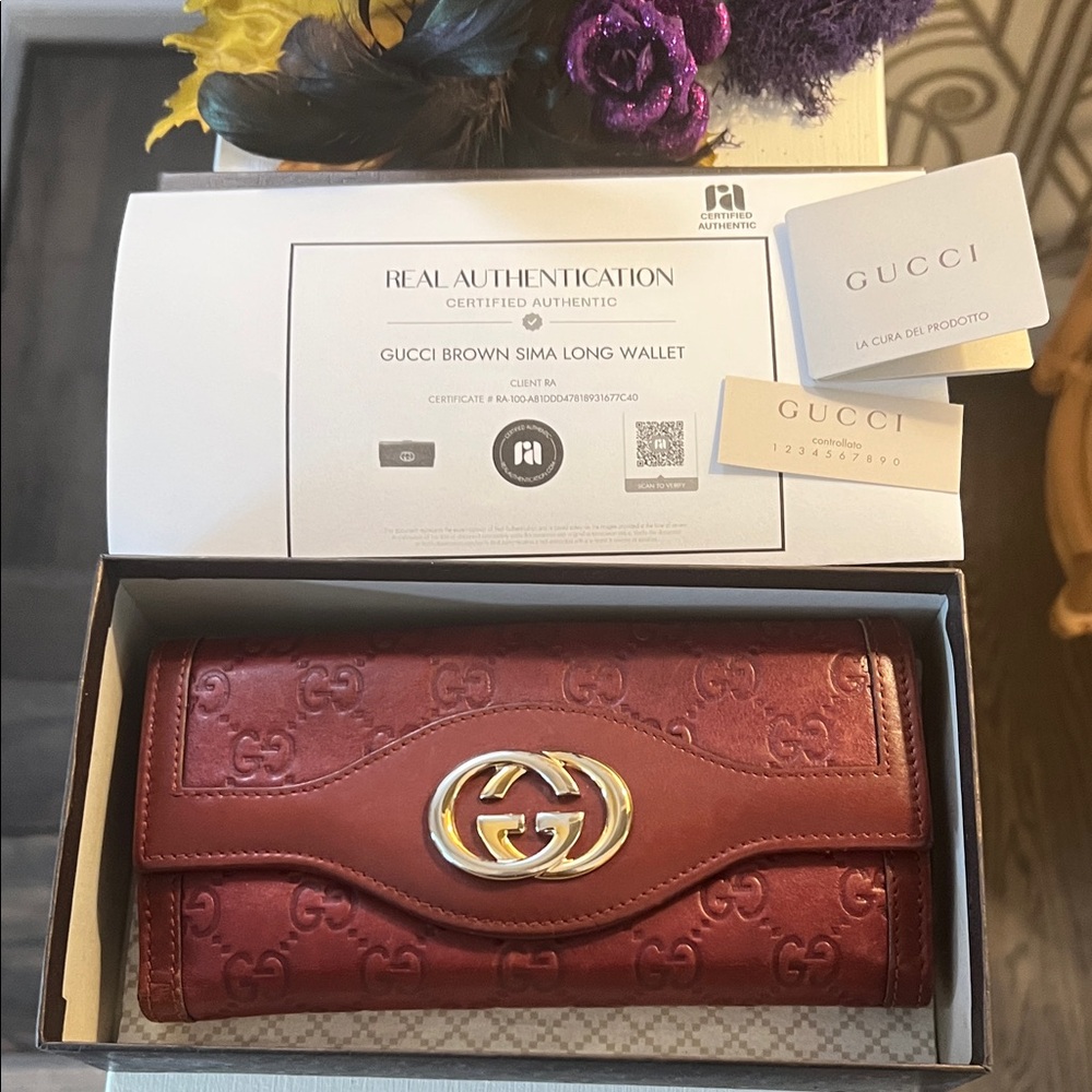 Y2K Gucci dark brown/mahogany Sima Long Wallet with COA
